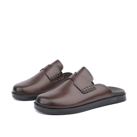 Mule en cuir noir
